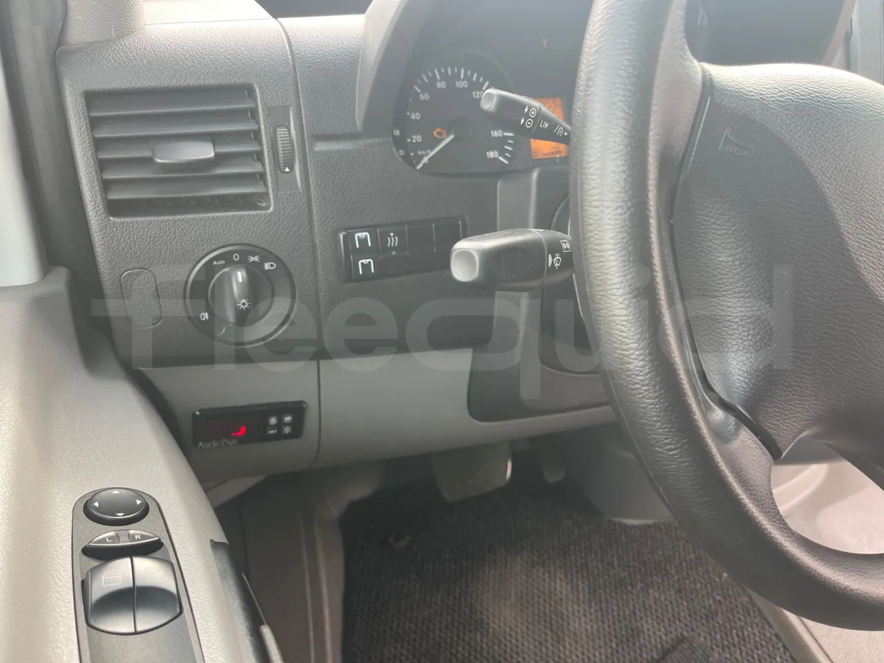 Mercedes-Benz Sprinter  906BB50-2 BUZOLA - Euro6 - 120kW - 7.361mt - radio accessories photo