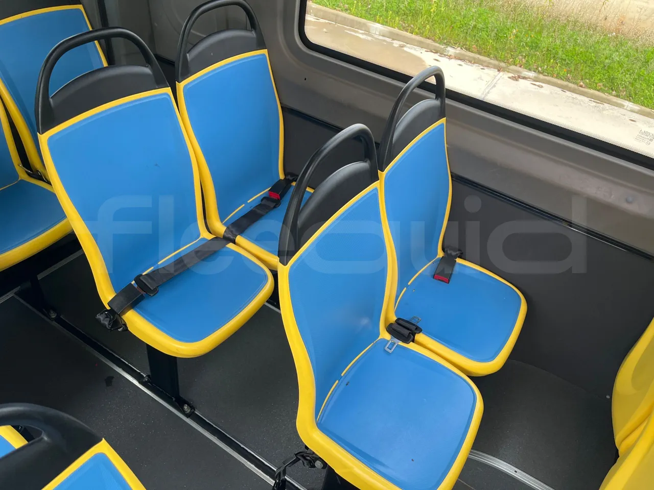 Mercedes-Benz Sprinter  906BB50-2 BUZOLA - Euro6 - 120kW - 7.361mt - toilette accessories photo