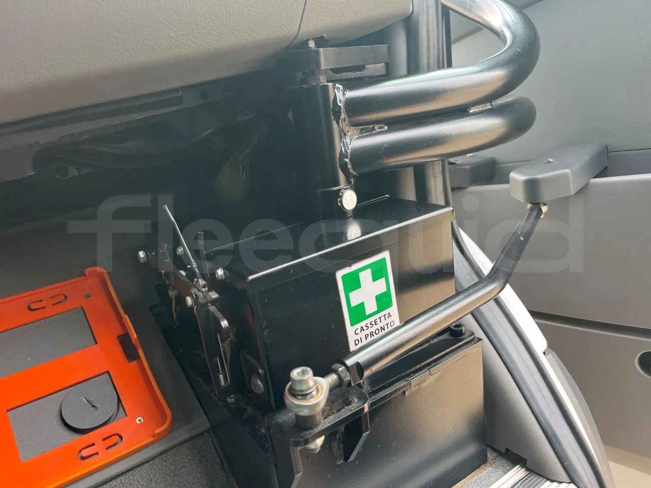 Mercedes-Benz Sprinter  906BB50-2 BUZOLA - Euro6 - 120kW - 7.361mt - coffee machine accessories