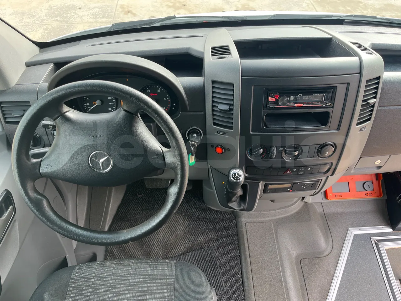 Mercedes-Benz Sprinter  906BB50-2 BUZOLA - Euro6 - 120kW - 7.361mt - dashboard lights on