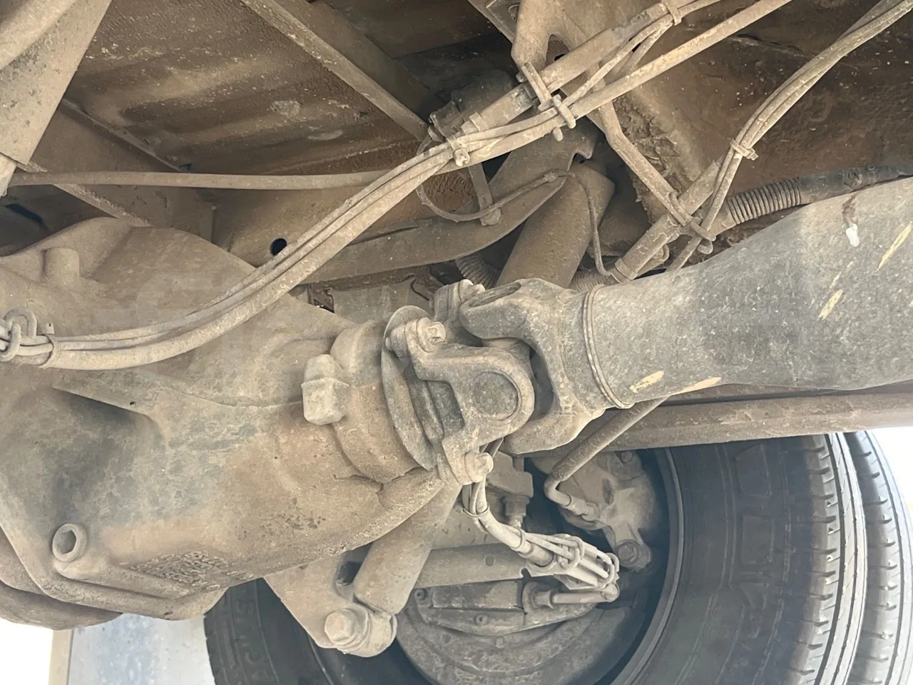 Mercedes-Benz Sprinter  906BB50-2 BUZOLA - Euro6 - 120kW - 7.361mt - axel 3 discs left