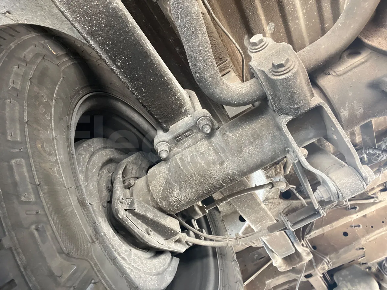 Mercedes-Benz Sprinter  906BB50-2 BUZOLA - Euro6 - 120kW - 7.361mt - front shock absorbers left