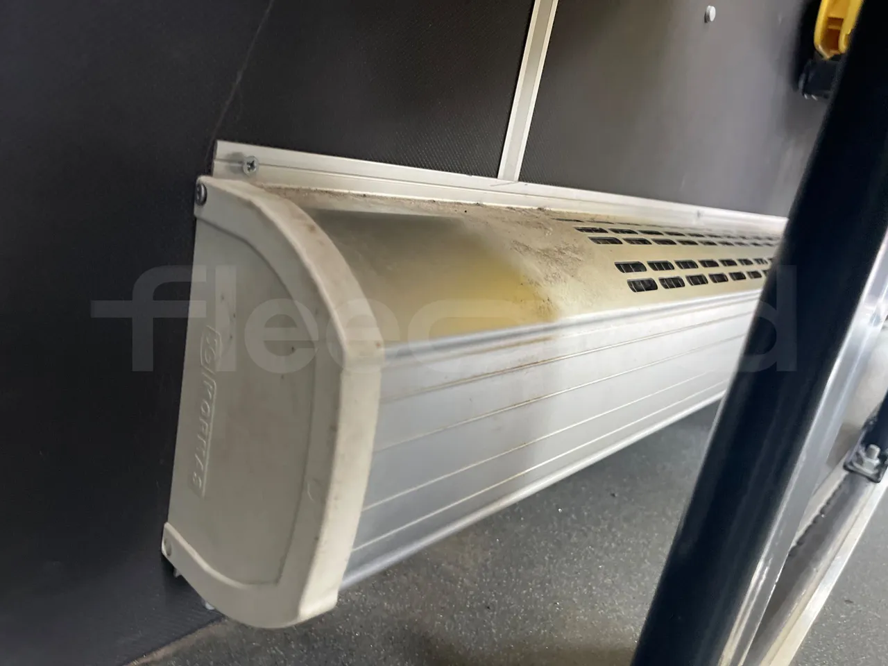 Mercedes-Benz Sprinter  906BB50-2 BUZOLA - Euro6 - 120kW - 7.361mt - forward view middle aisle