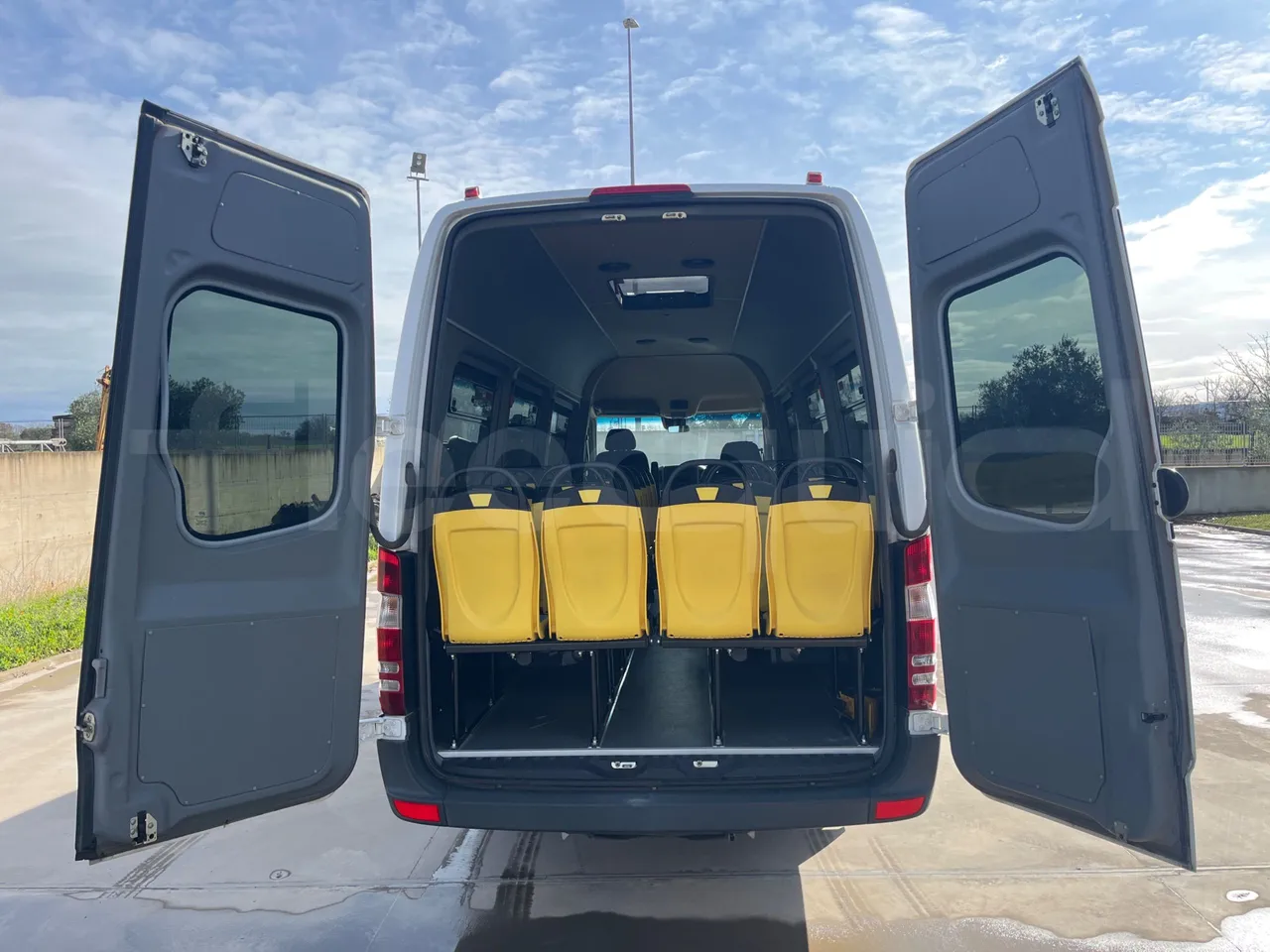 Mercedes-Benz Sprinter  906BB50-2 BUZOLA - Euro6 - 120kW - 7.361mt - luggage rack photo