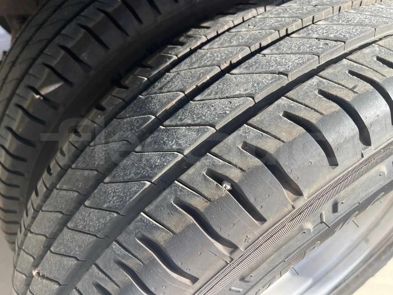 Mercedes-Benz Sprinter  906BB50-2 BUZOLA - Euro6 - 120kW - 7.361mt - tread condition third axle tires left