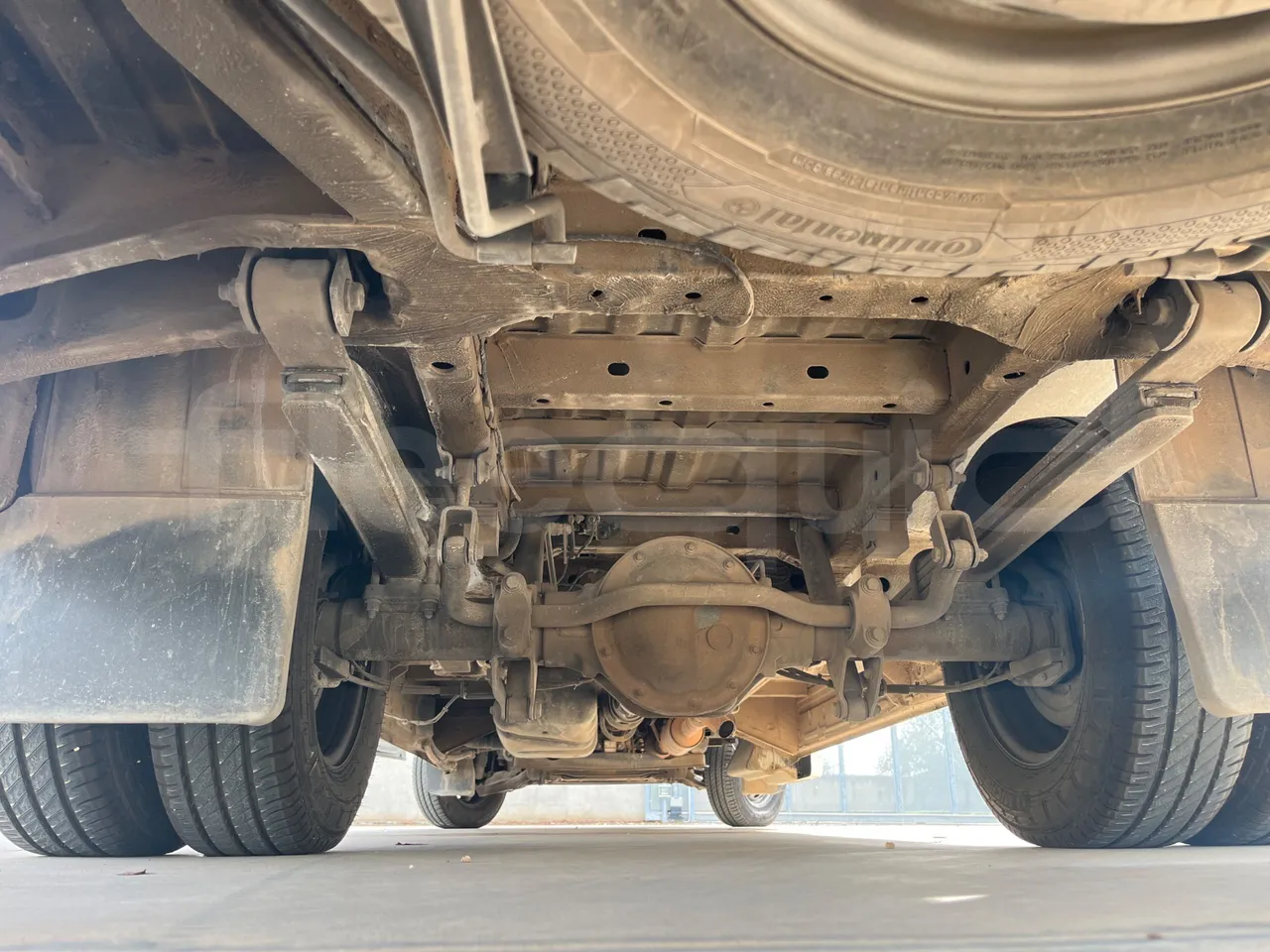 Mercedes-Benz Sprinter  906BB50-2 BUZOLA - Euro6 - 120kW - 7.361mt - axel 3 shock absorbers 2 left