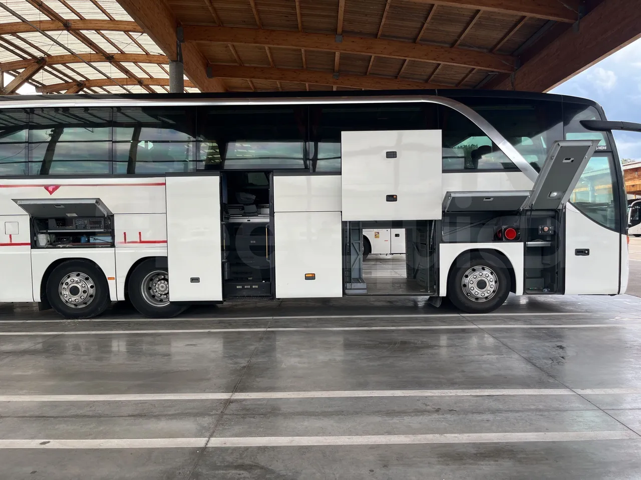 Setra S415 - Image