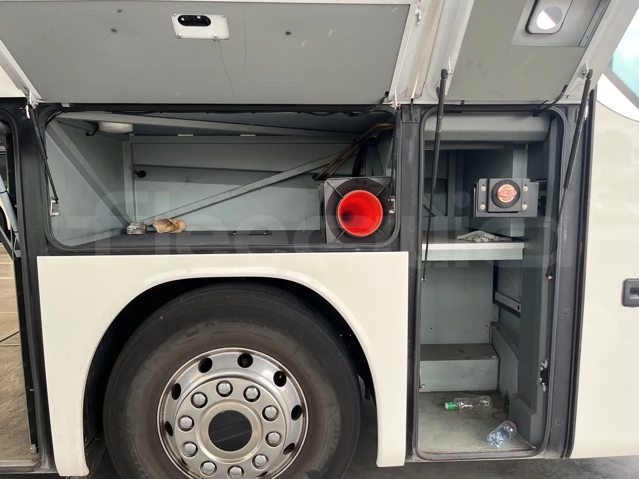 Setra S415 - Image