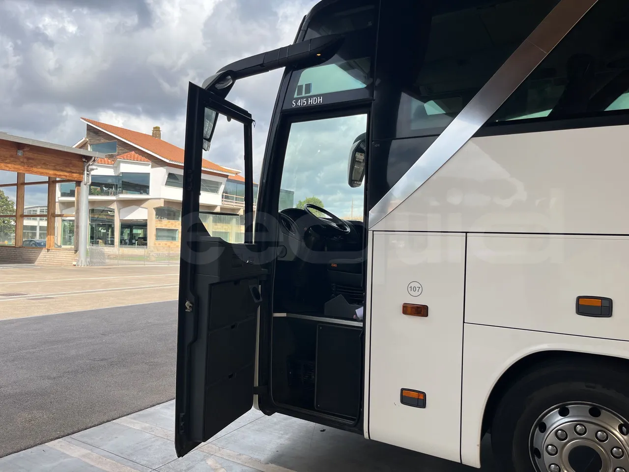 Setra S415 - Image