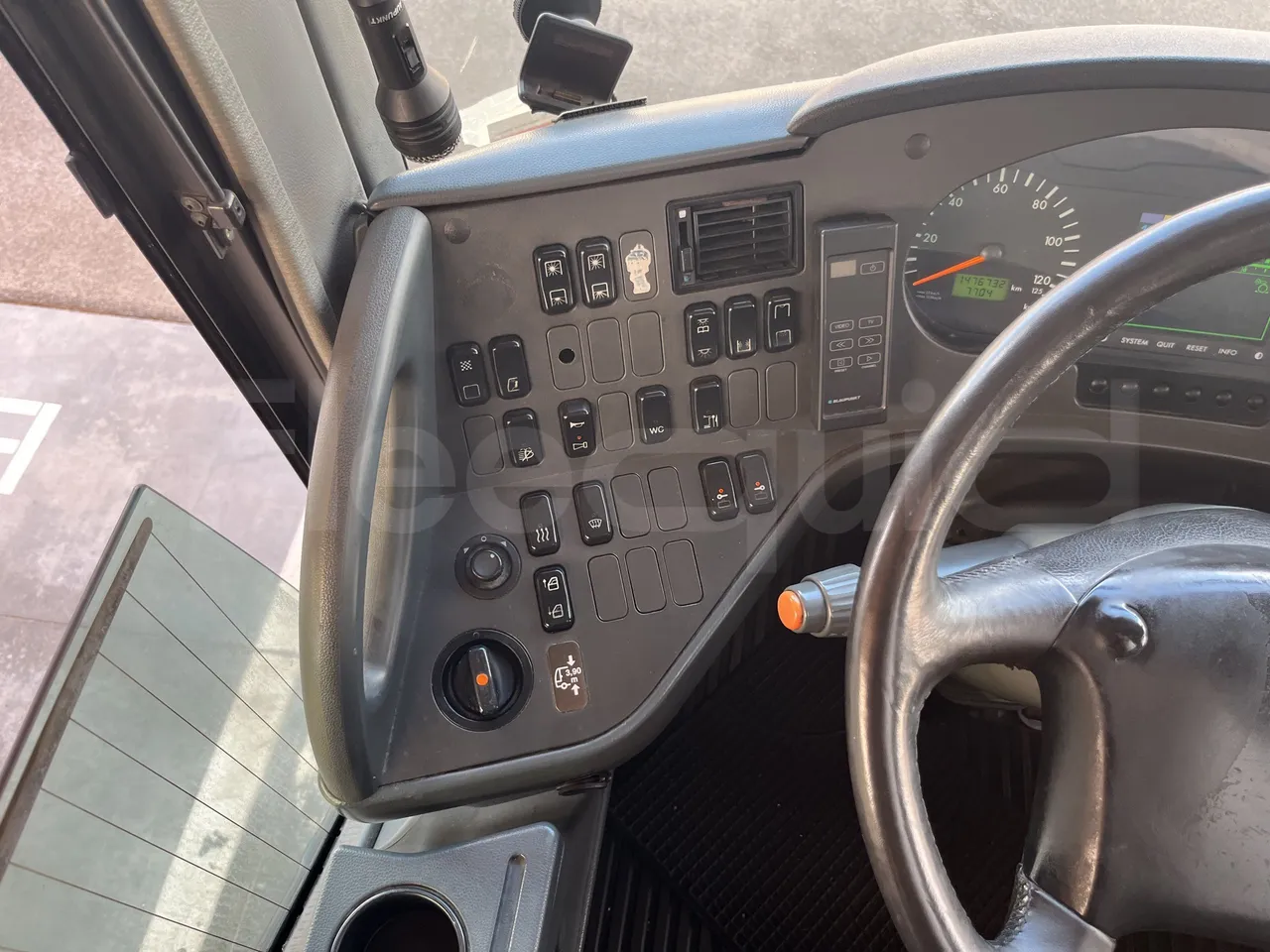 Setra S415 - Onboard Device 2