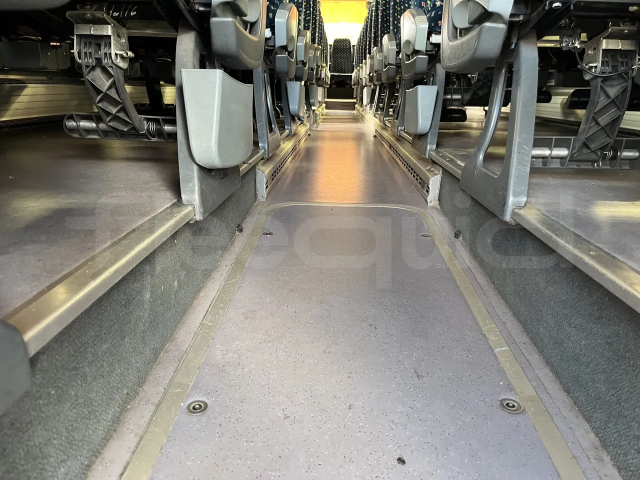 Setra S415 - Seats Bracket