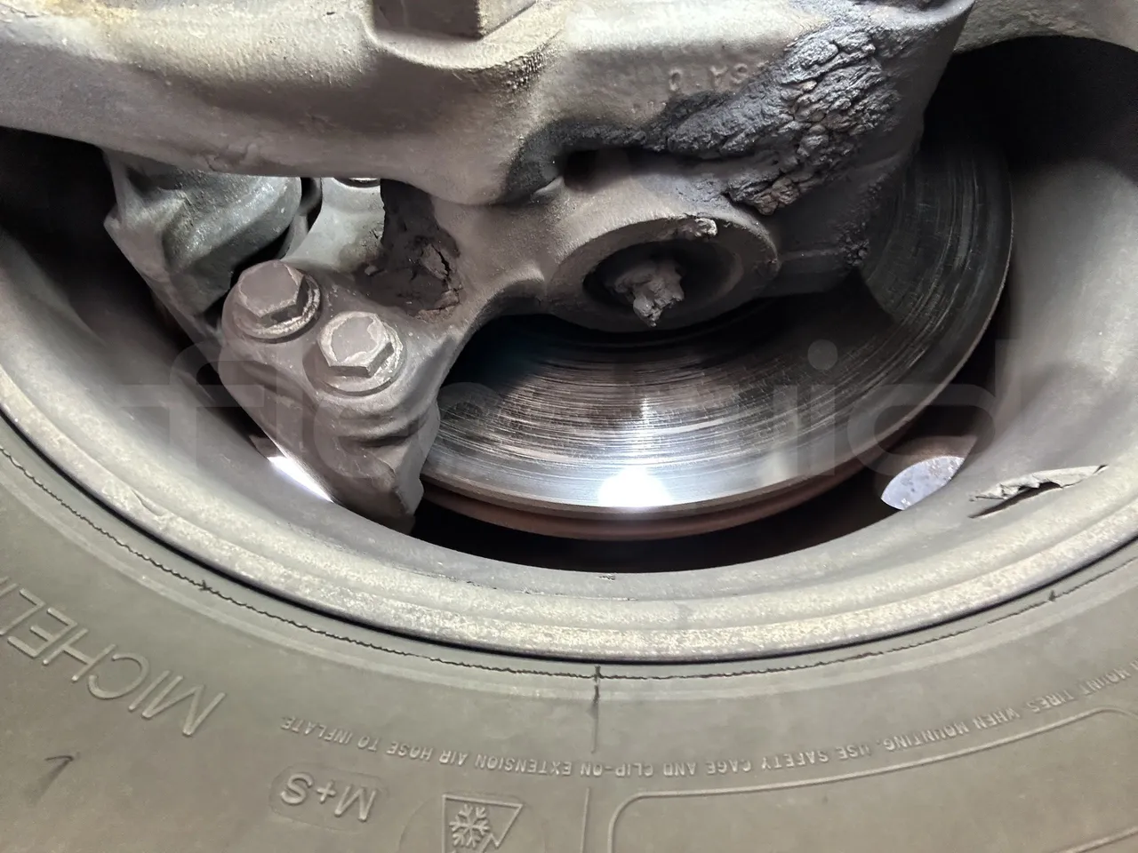 Setra S415 - First Axle Discs Left Side