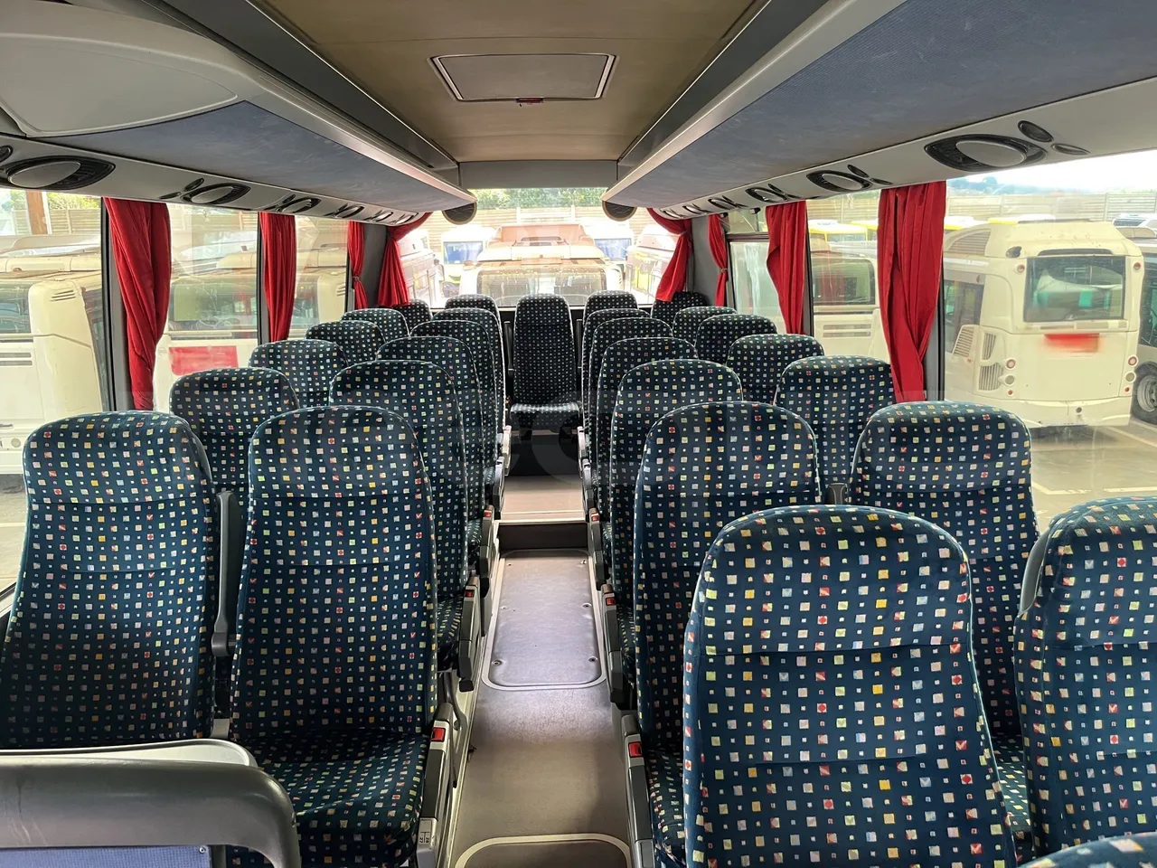 Setra S415 - Reverse Seats From Middle Position