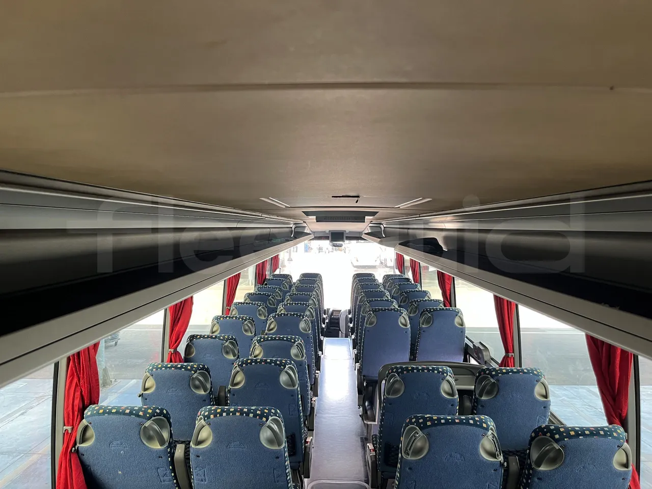 Setra S415 - Overhead Compartments