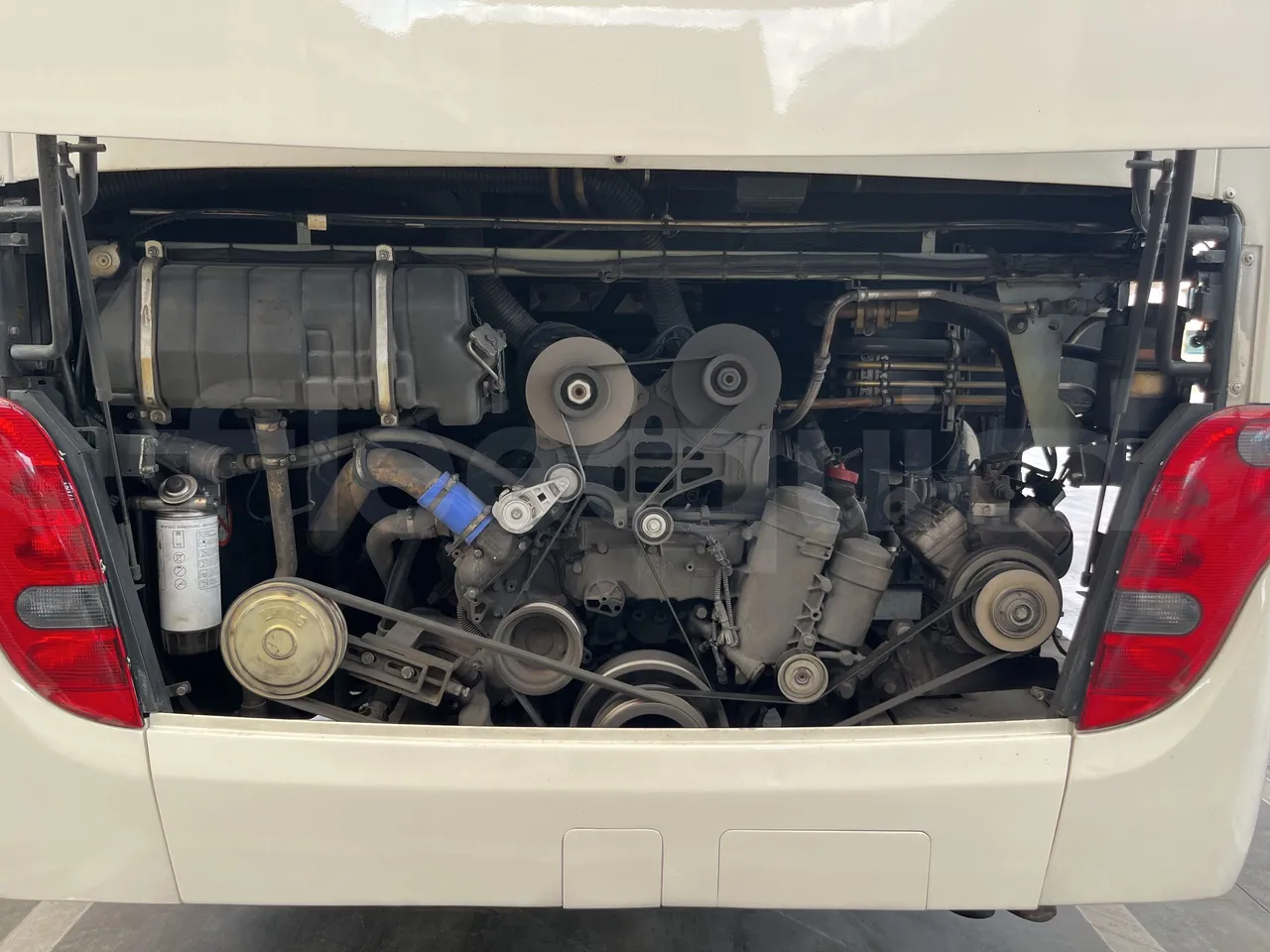 Setra S415 - Rear Hatch Open