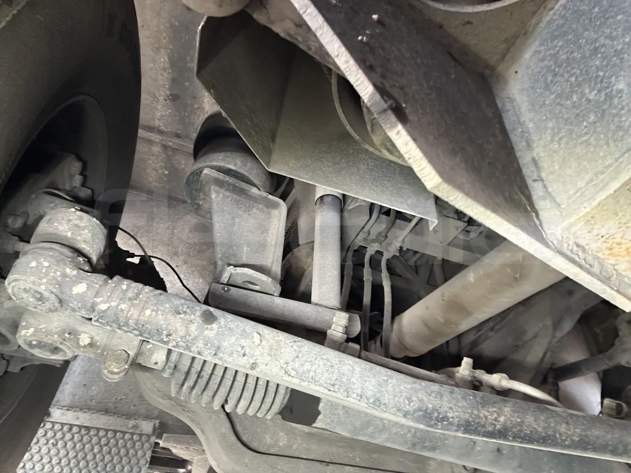 Setra S415 - Third Axle Left Side