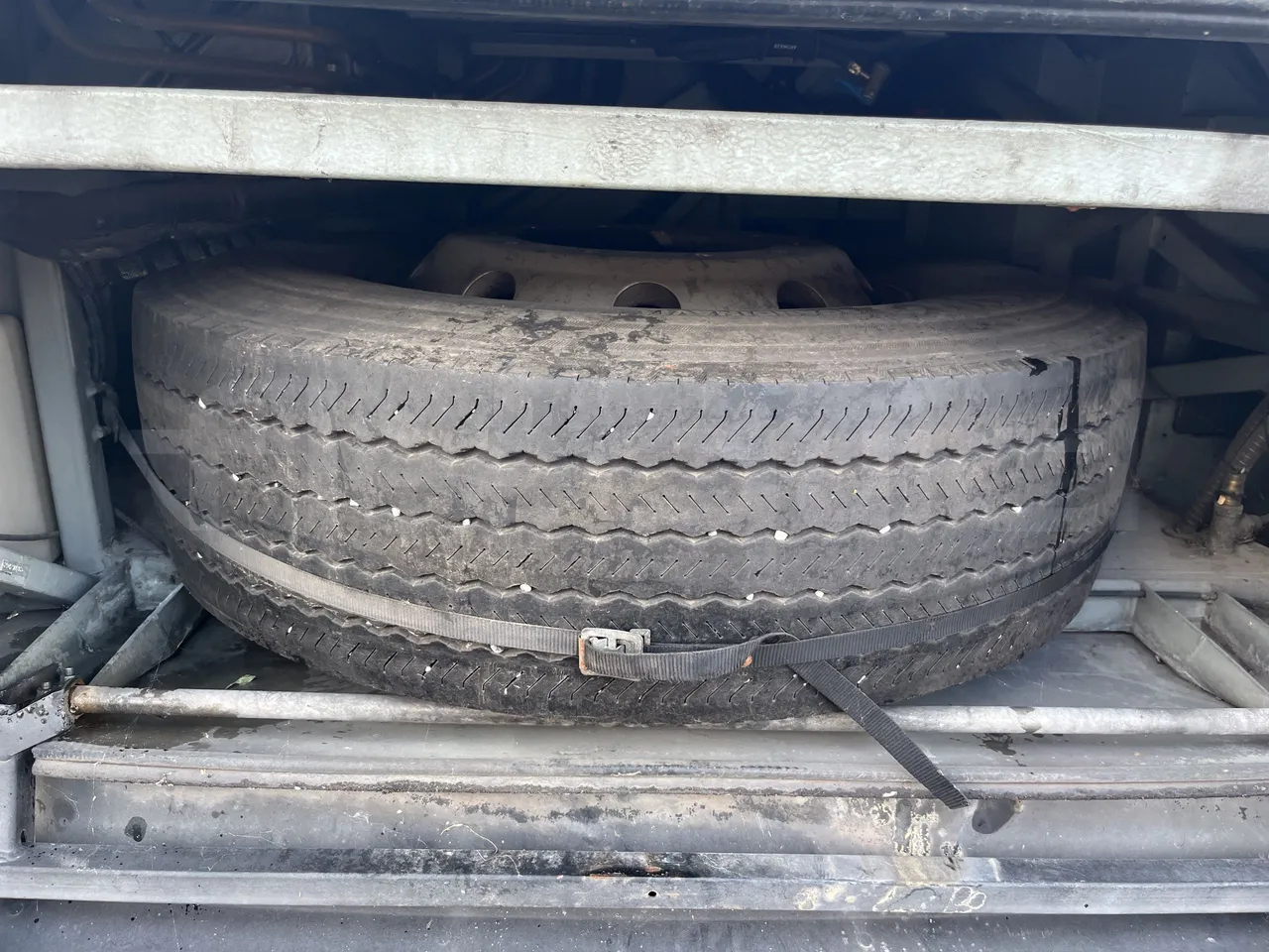 Setra S415 - Spare Tyre