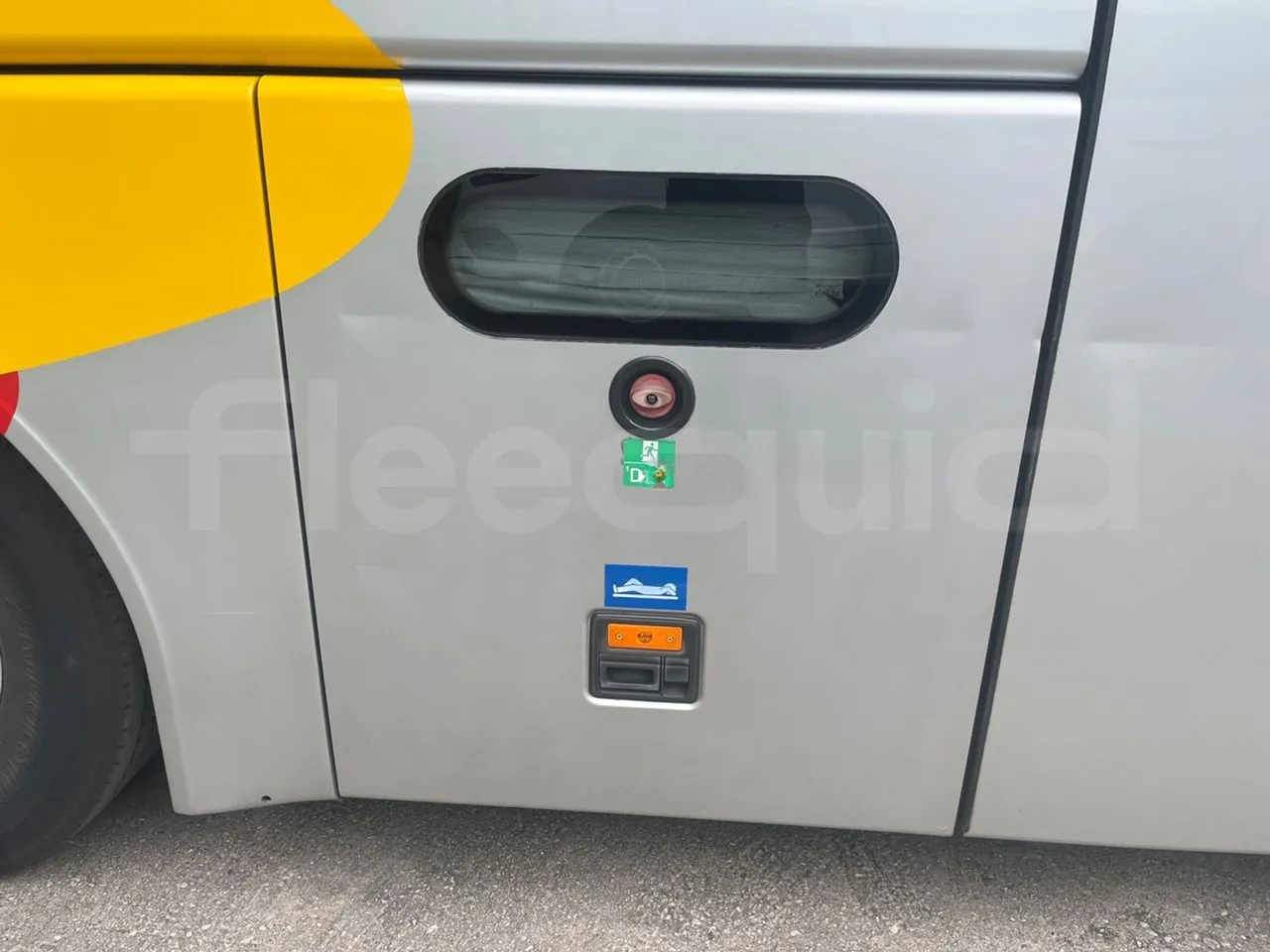 Man Lion's Coach L-440/ Euro 5 - 324 Kw - 13.8 Mt - platform open photo