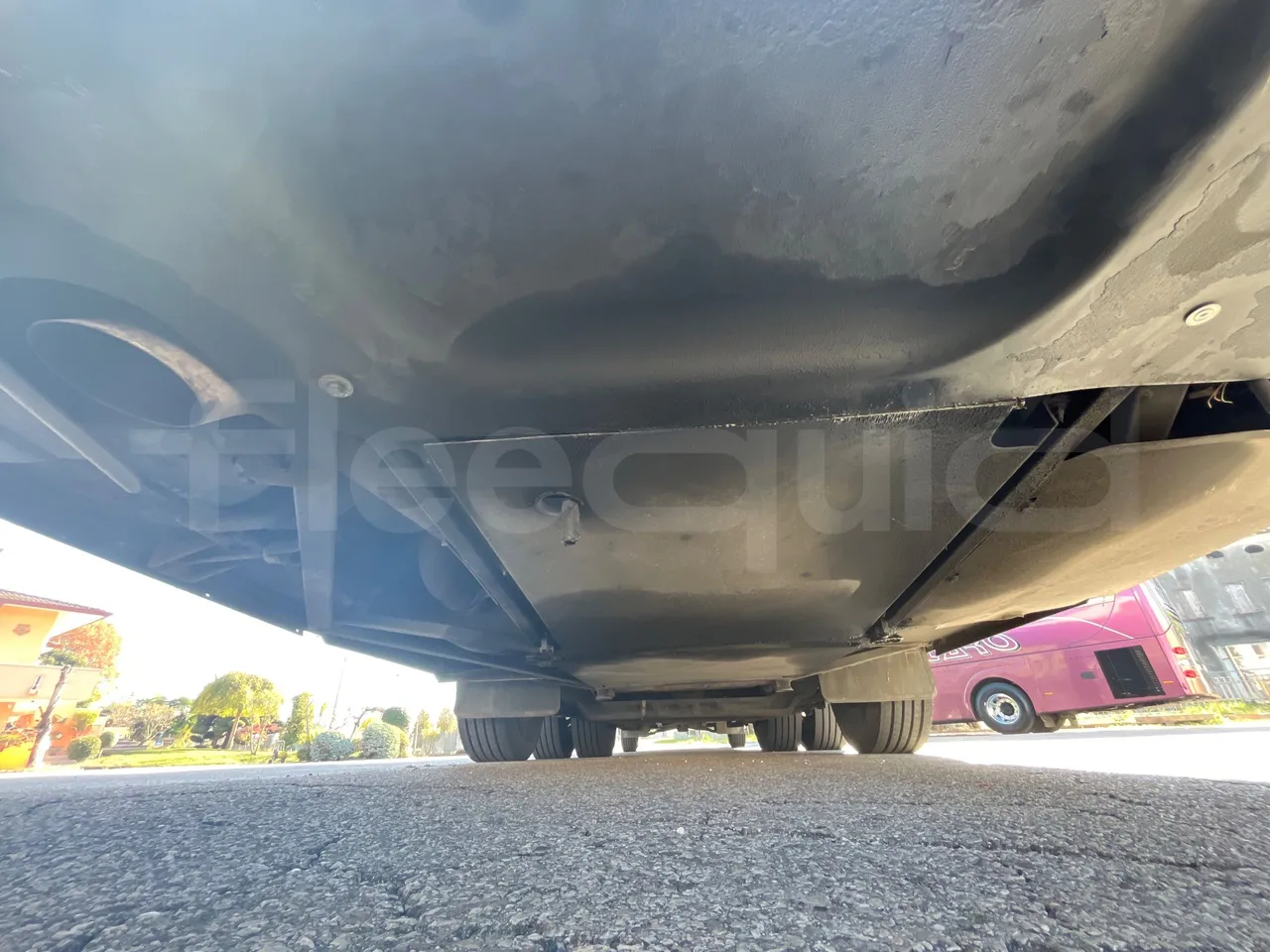 Vdl FUTURA FHD2 501R1 QILE GB01 | 139 - Euro5 - 300kW -13.945mt - axel 2 air springs 1 left