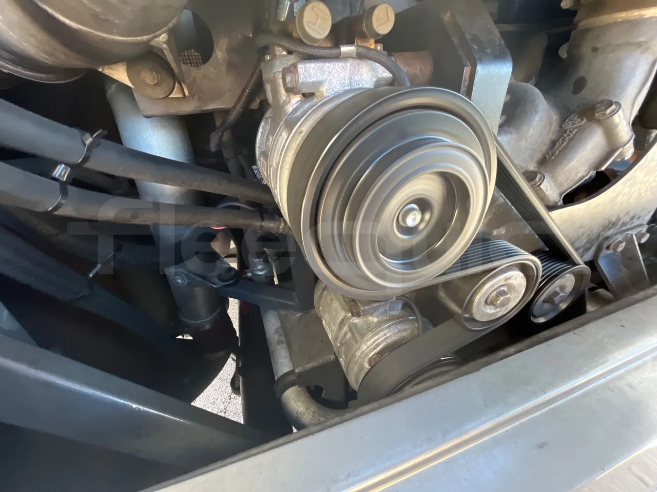 Vdl FUTURA FHD2 501R1 QILE GB01 | 139 - Euro5 - 300kW -13.945mt - air conditioning compressor