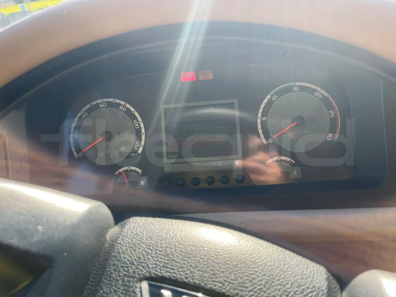 Vdl FUTURA FHD2 501R1 QILE GB01 | 139 - Euro5 - 300kW -13.945mt - dashboard lights on