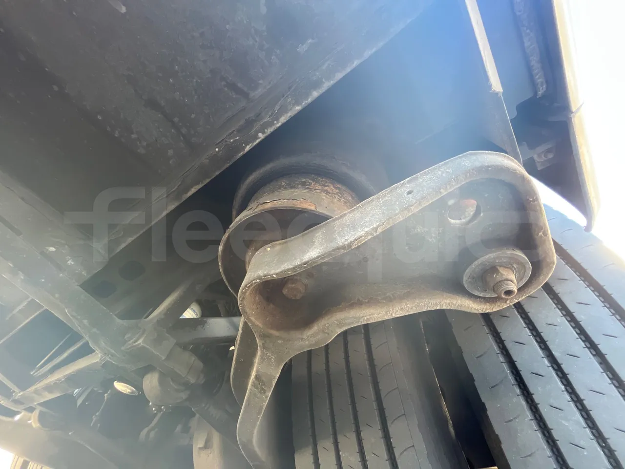 Vdl FUTURA FHD2 501R1 QILE GB01 | 139 - Euro5 - 300kW -13.945mt - front shock absorbers left