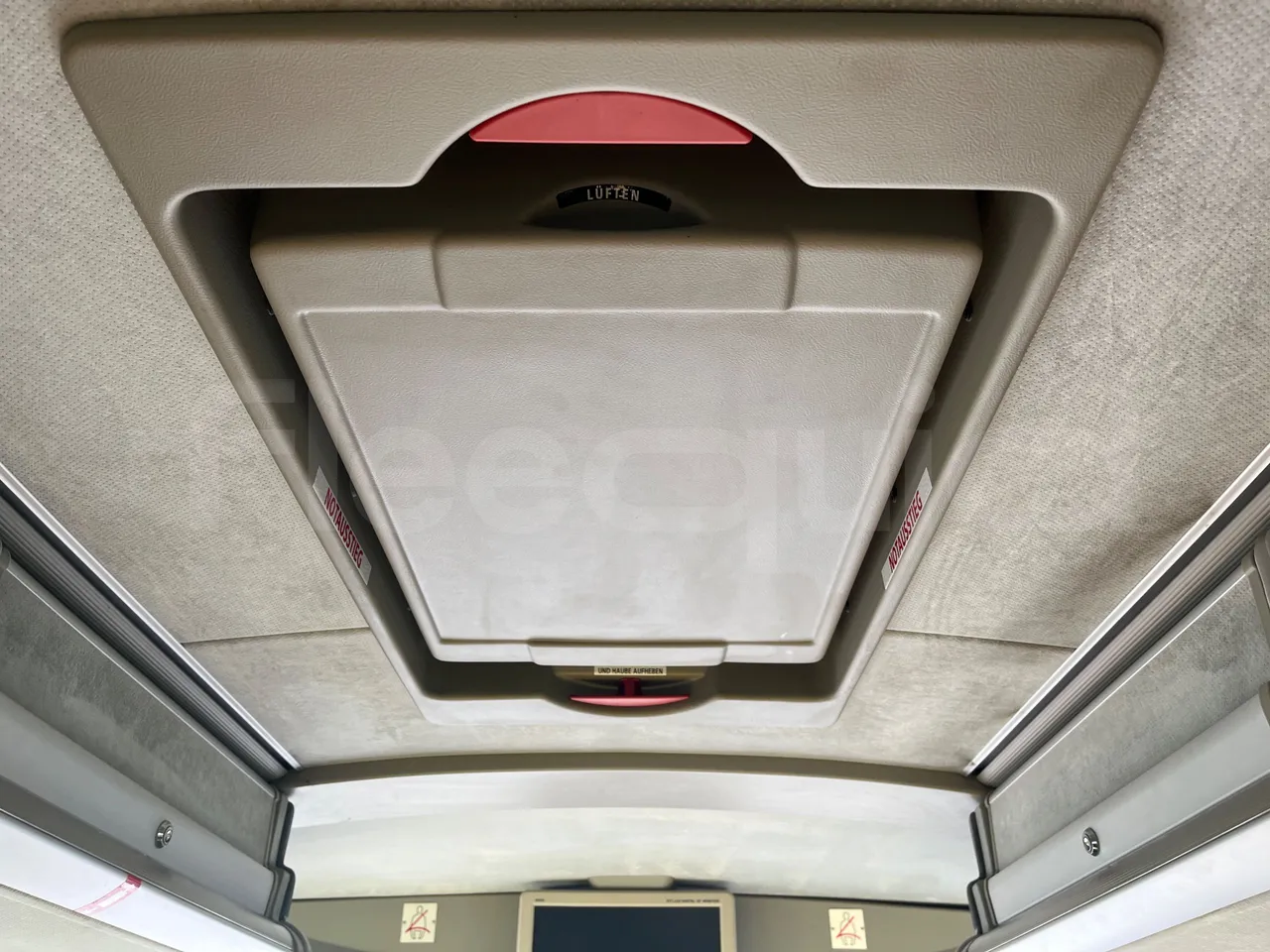 Vdl FUTURA FHD2 501R1 QILE GB01 | 139 - Euro5 - 300kW -13.945mt - roof hatch 1