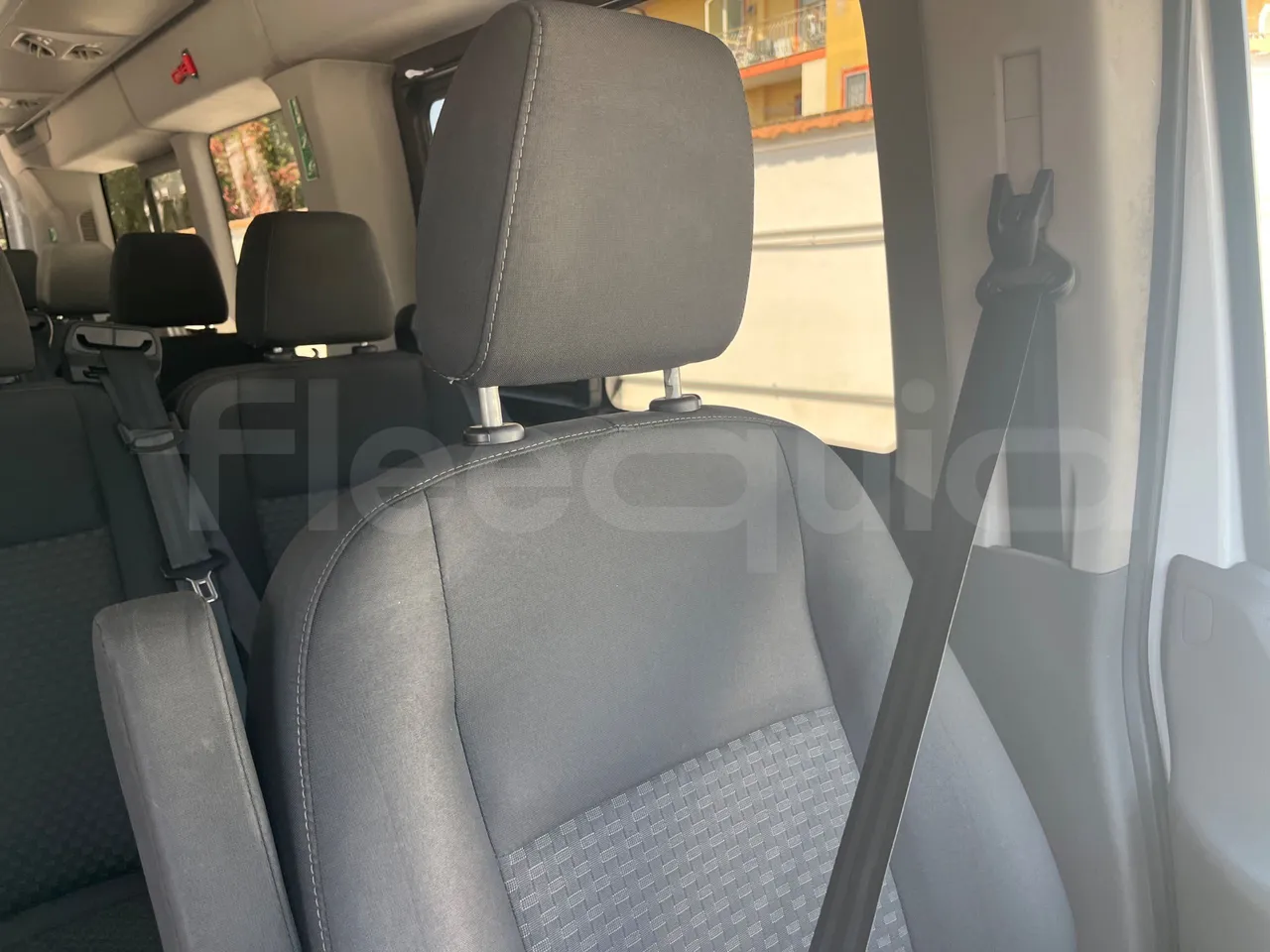 Ford Transit FBD BLHA2DDX - Euro6 - 121.30kW - 6.704mt - driver microphone accessories photo