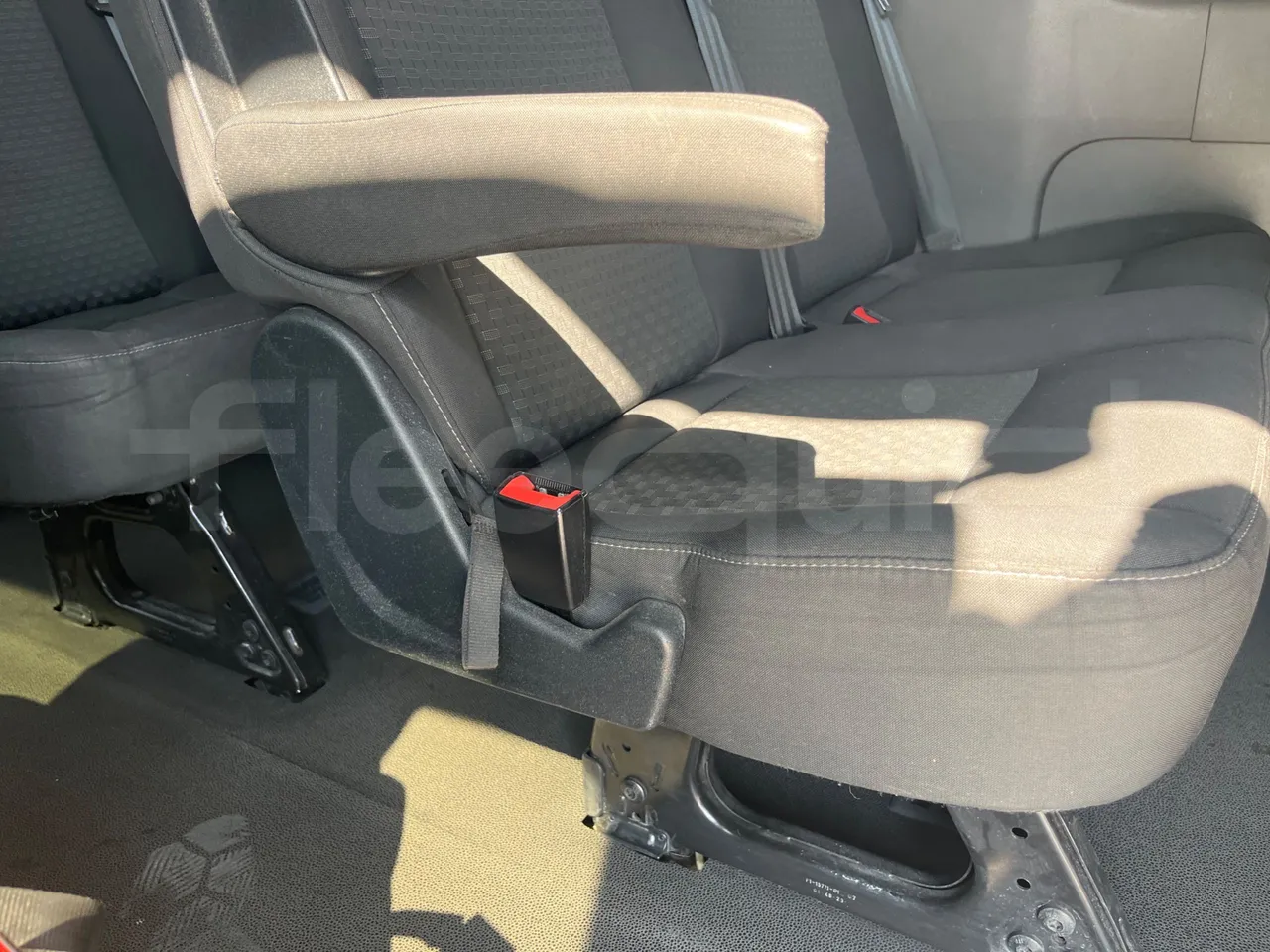 Ford Transit FBD BLHA2DDX - Euro6 - 121.30kW - 6.704mt - armrest detail photo