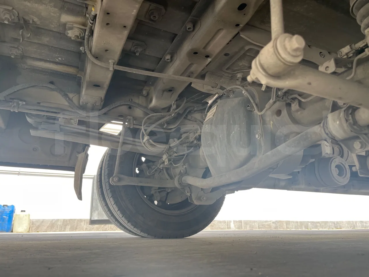 Ford Transit FBD BLHA2DDX - Euro6 - 121.30kW - 6.704mt - axle 2 discs left