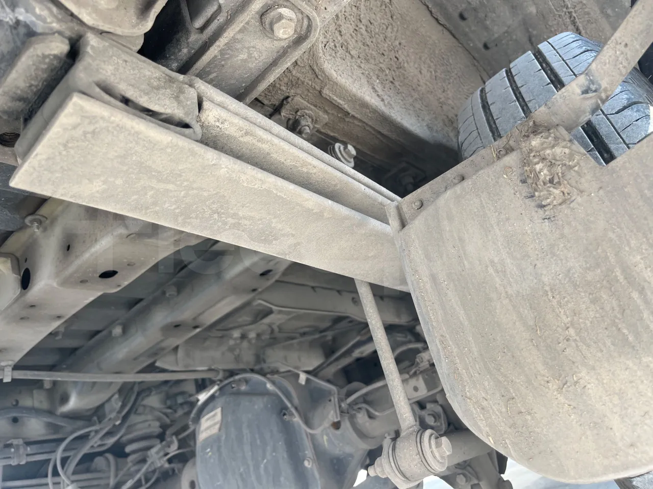 Ford Transit FBD BLHA2DDX - Euro6 - 121.30kW - 6.704mt - axle 2 shock absorbers 1 left