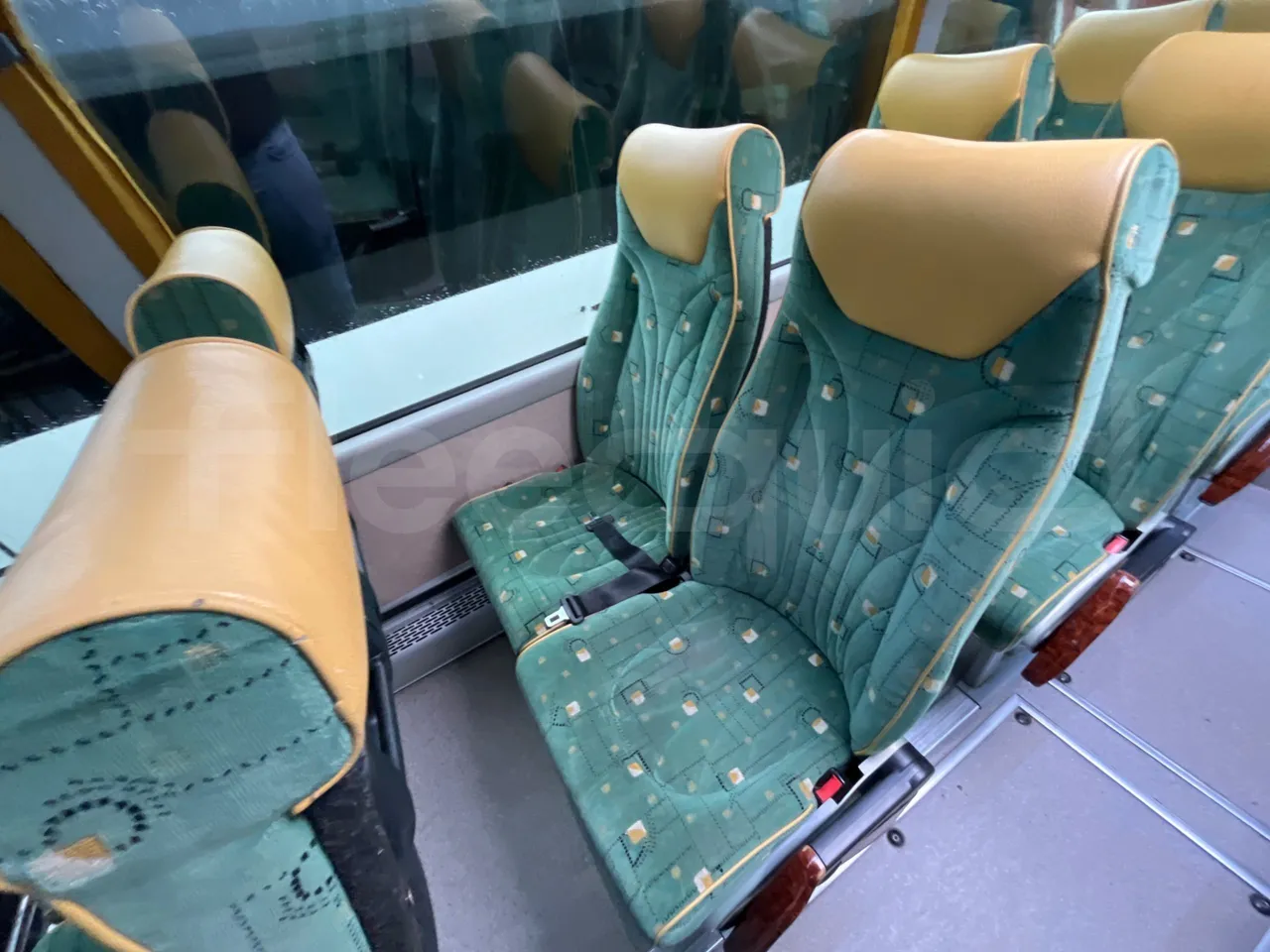 Beulas Scania Aura K440EB4X2 - EUR4 - 324kW - 12.200m - single seat detail