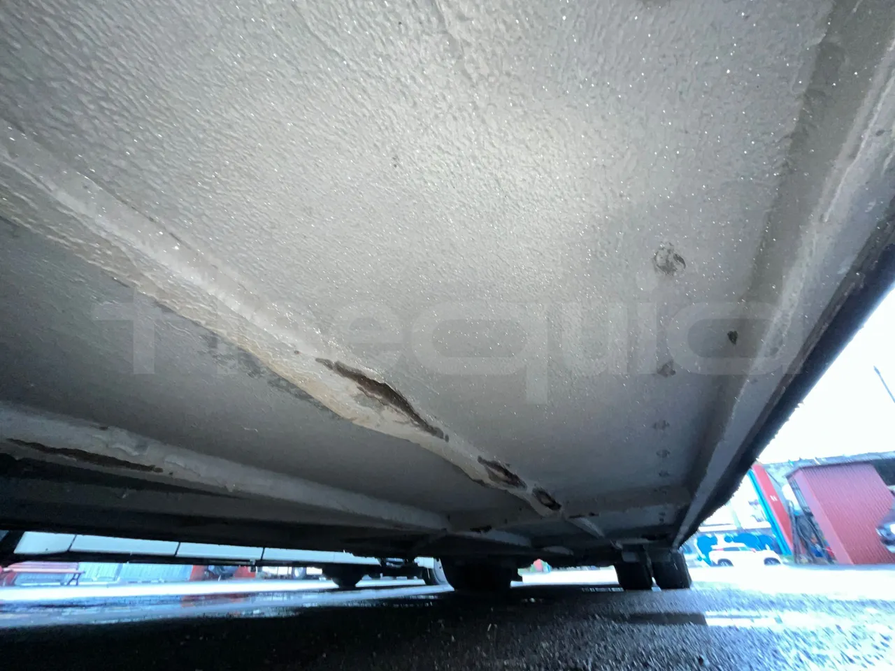 Beulas Scania Aura K440EB4X2 - EUR4 - 324kW - 12.200m - central undercarriage photo
