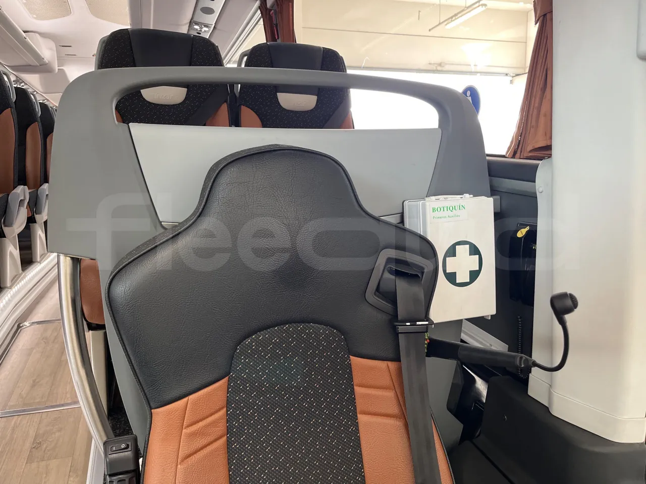 Irizar Daf - driver microphone accessories photo