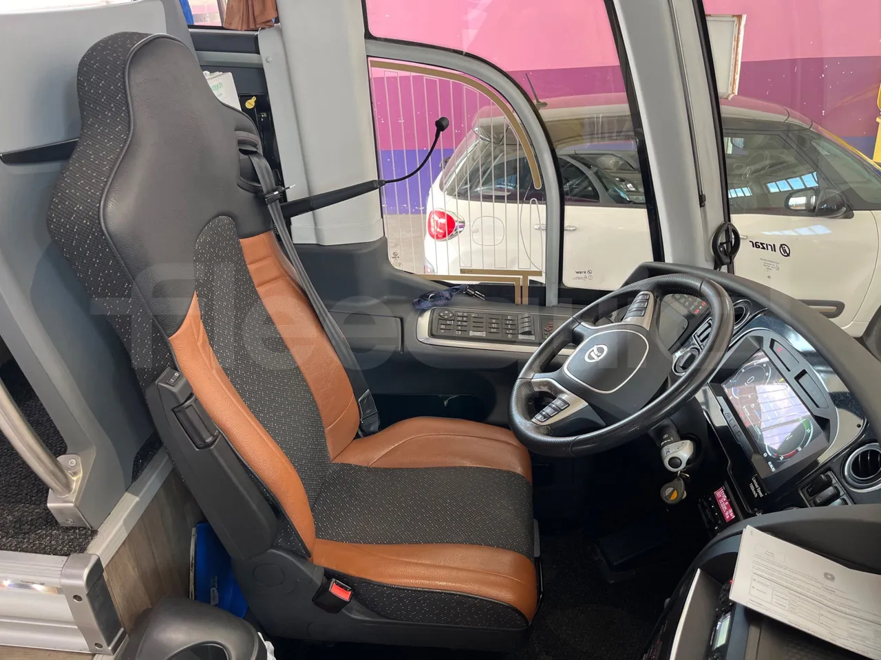 Irizar Daf - driver's seat photo