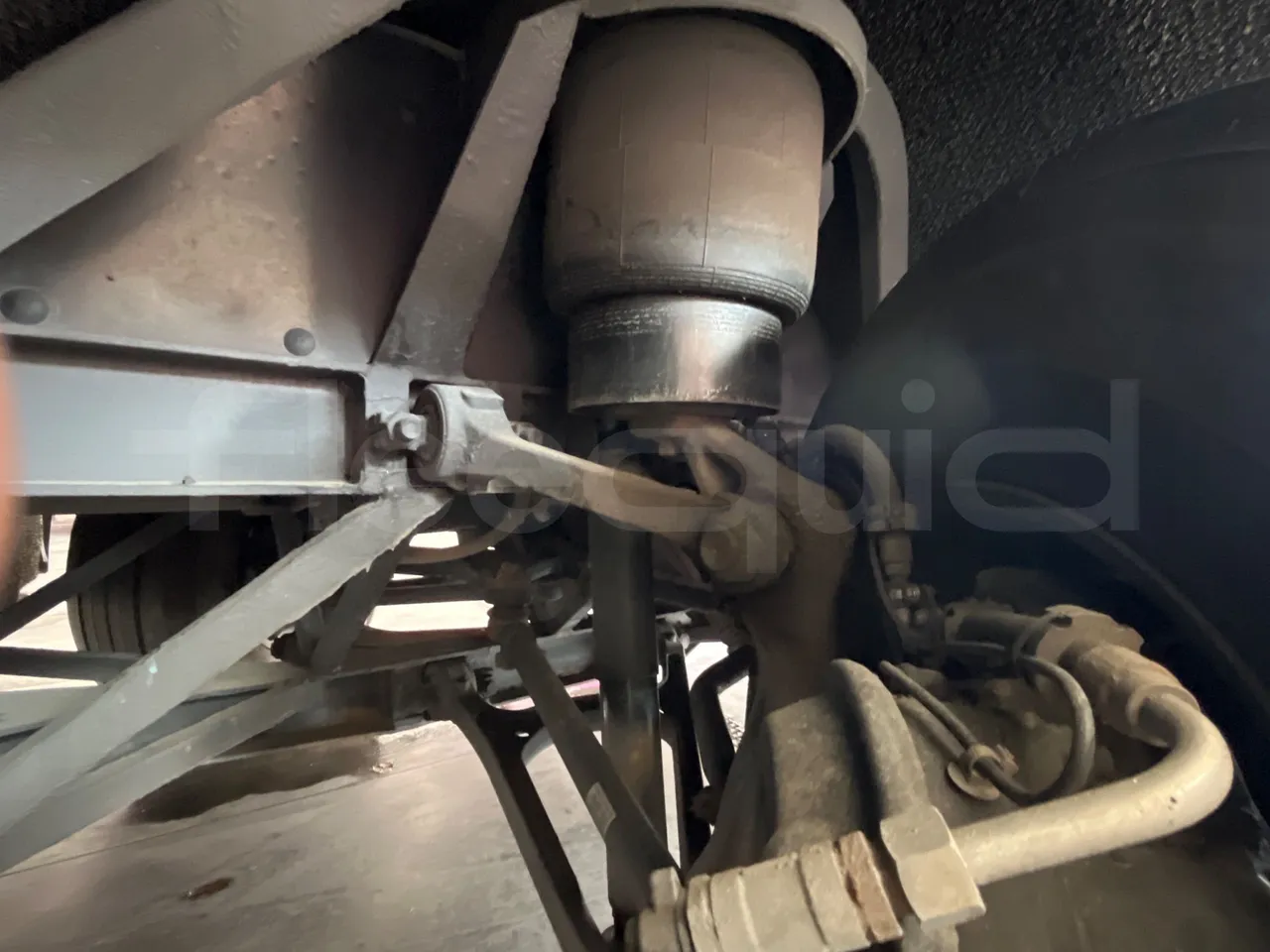 Irizar Daf - front shock absorbers right