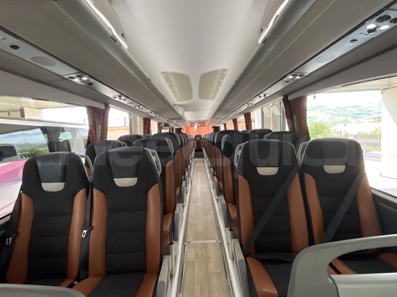 Irizar Daf - handrails photo