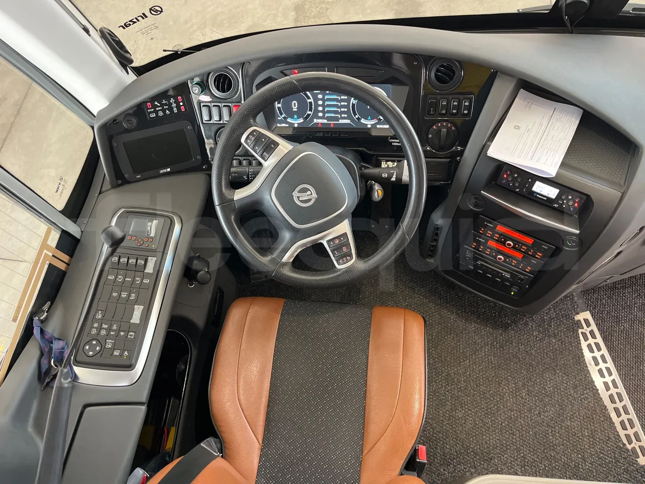 Irizar Daf - steering wheel photo