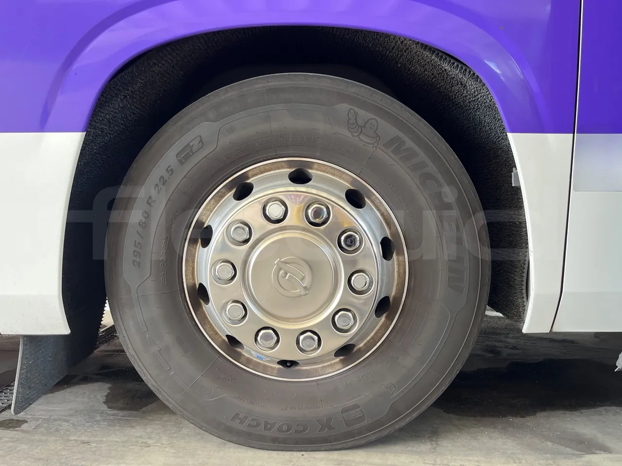 Irizar Daf - front left tire measurements