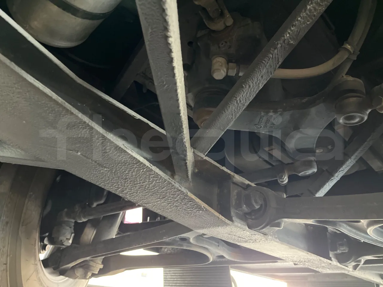 Irizar Daf - front axle central
