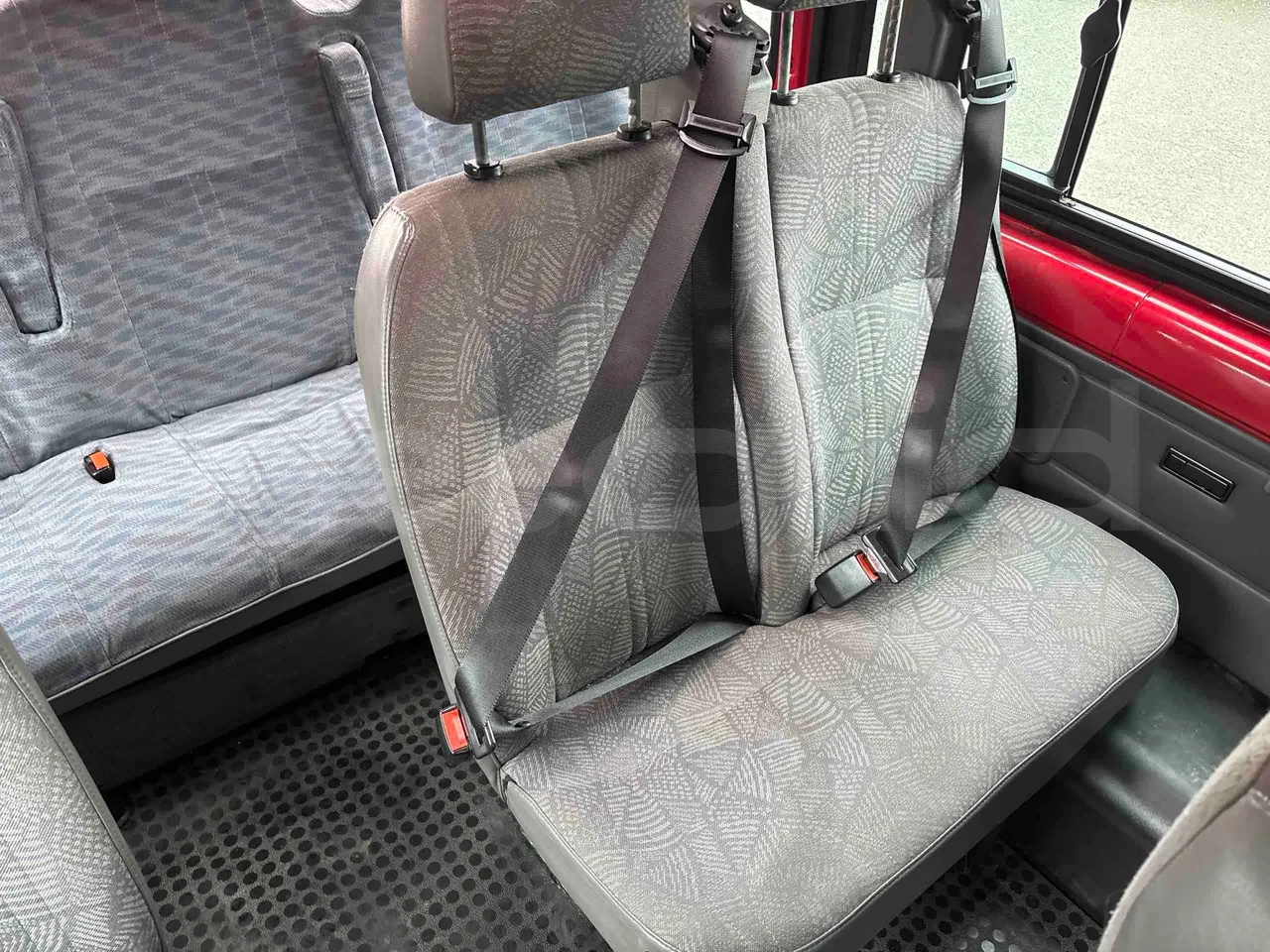 Ford Transit H9FA - Euro3 - 101kW - 6.374mt - central seat safety belt