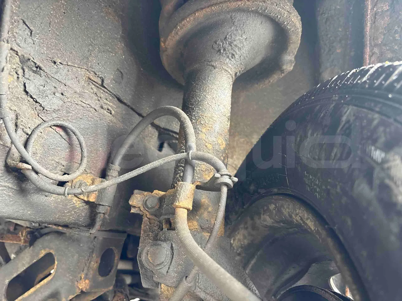 Ford Transit H9FA - Euro3 - 101kW - 6.374mt - front shock absorbers left