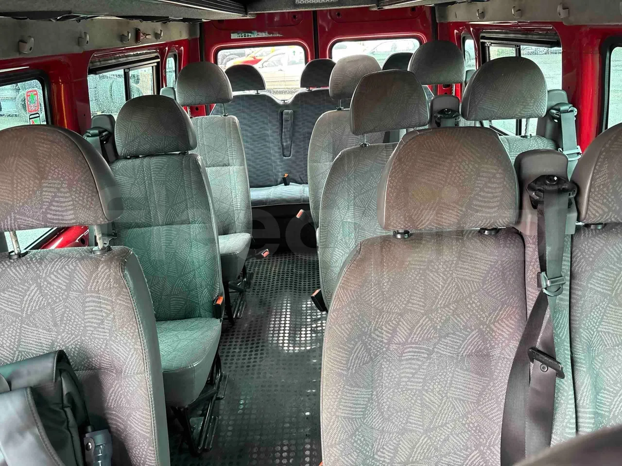 Ford Transit H9FA - Euro3 - 101kW - 6.374mt - interior reverse seats driver height