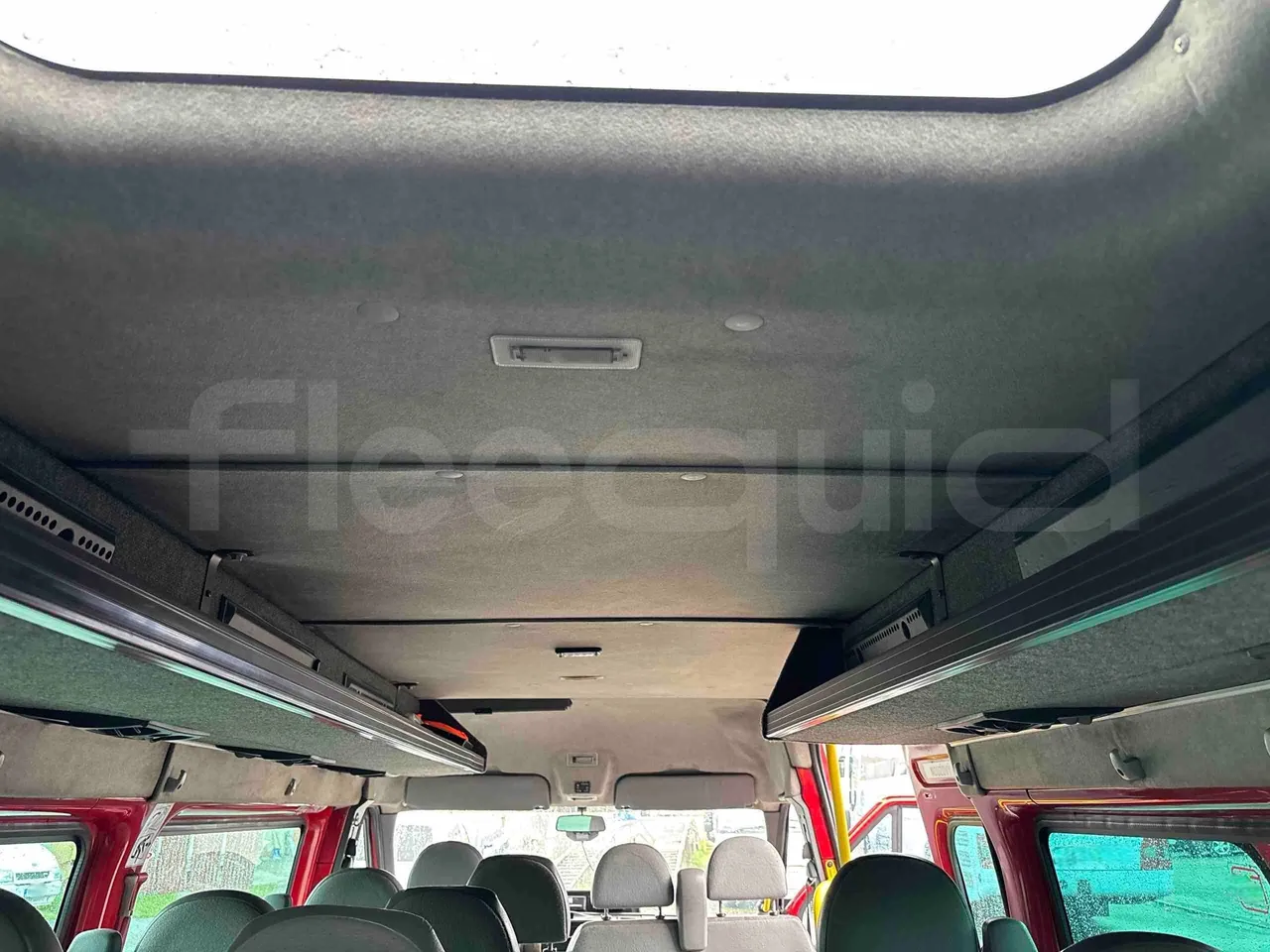 Ford Transit H9FA - Euro3 - 101kW - 6.374mt - overhead compartments photo