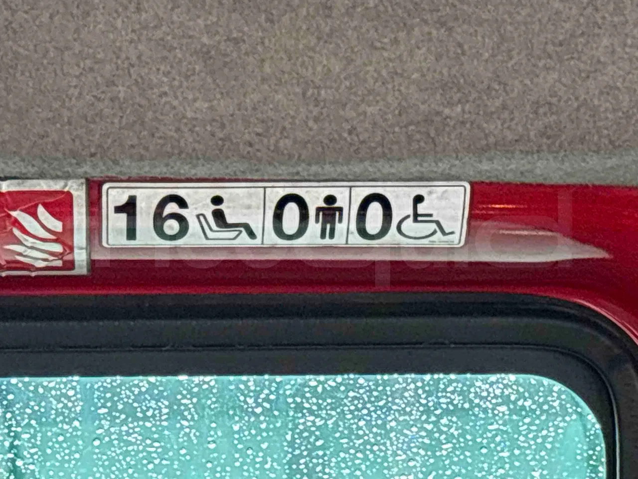 Ford Transit H9FA - Euro3 - 101kW - 6.374mt - seat plate photo