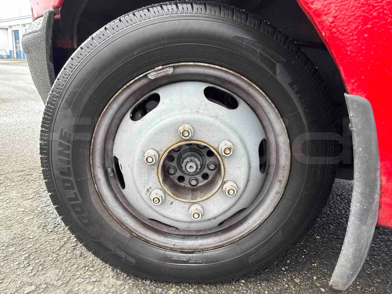 Ford Transit H9FA - Euro3 - 101kW - 6.374mt - front left tire measurements