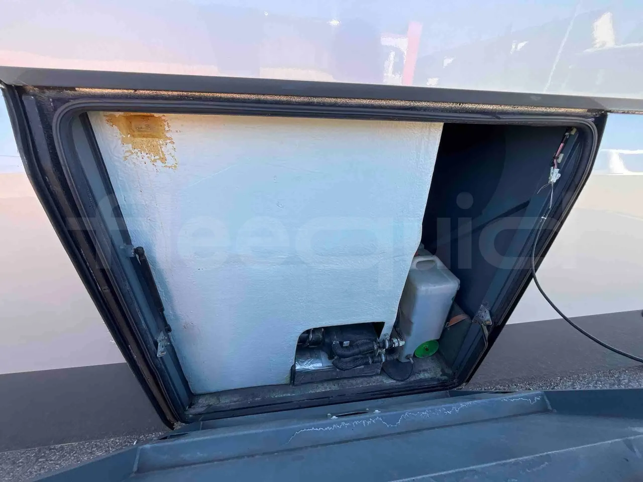 Neoplan Starliner N5217 - EUR5 - 371kW - 14m - 3/4 front left