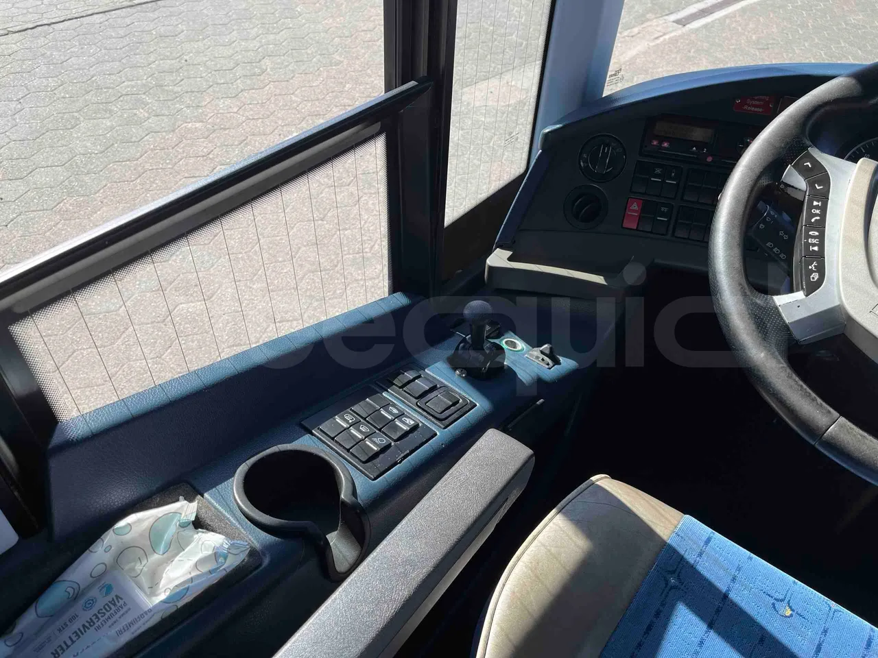 Neoplan Starliner N5217 - EUR5 - 371kW - 14m - onboard devices 1