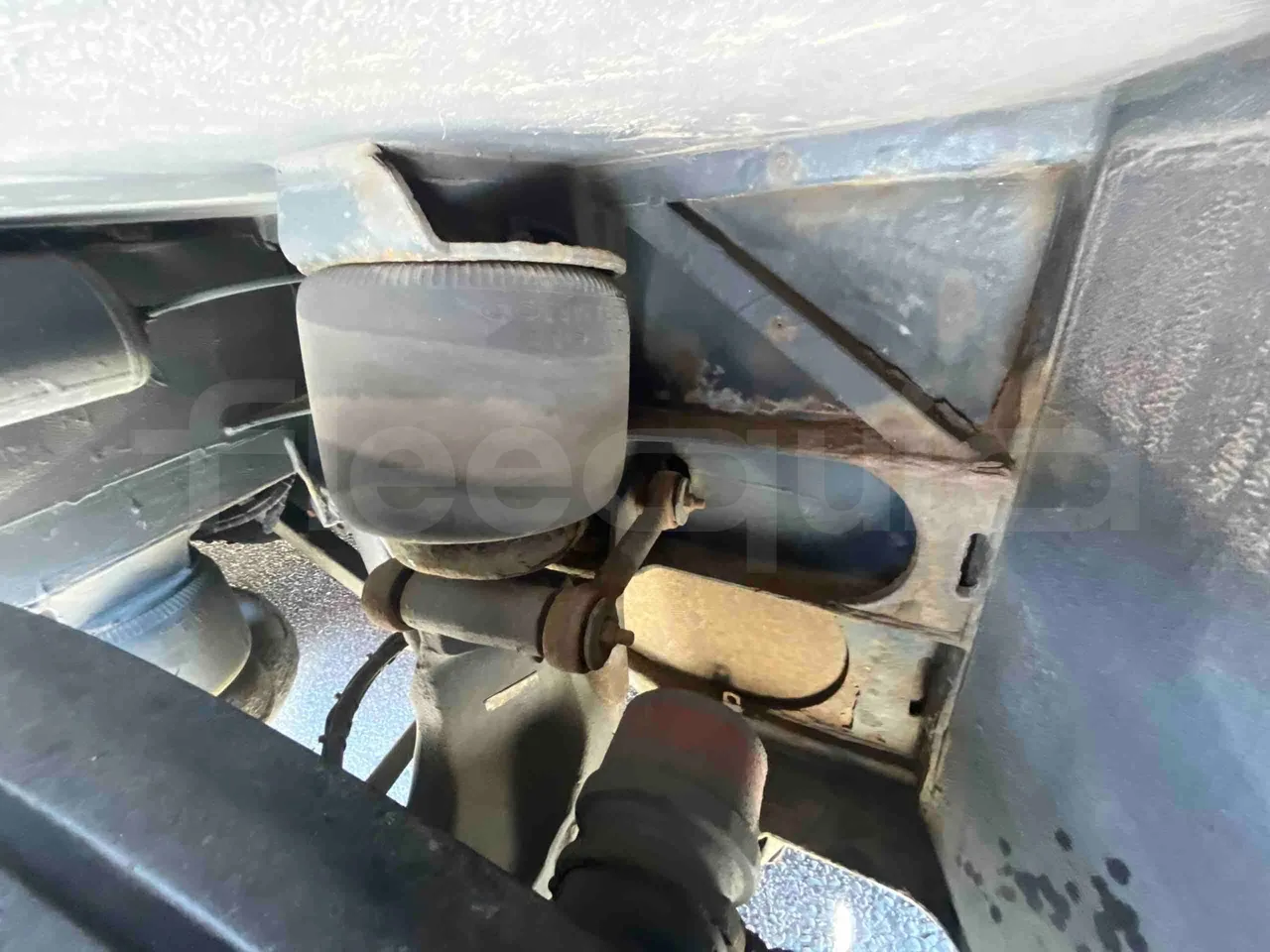 Neoplan Starliner N5217 - EUR5 - 371kW - 14m - axle 2 caliper brakes left