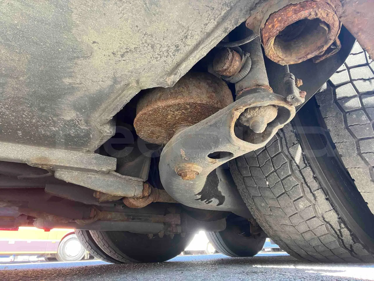 Neoplan Starliner N5217 - EUR5 - 371kW - 14m - axle 2 discs right